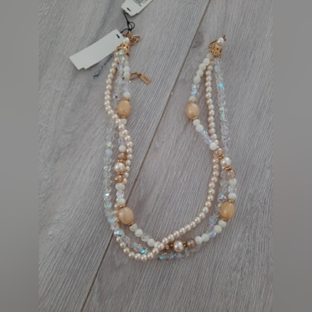 Pearls necklace